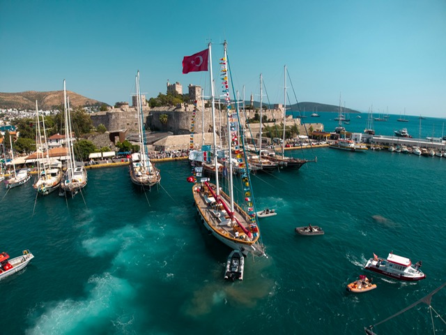 STS Bodrum uluslararası deniz yolculuğunu tamamladı