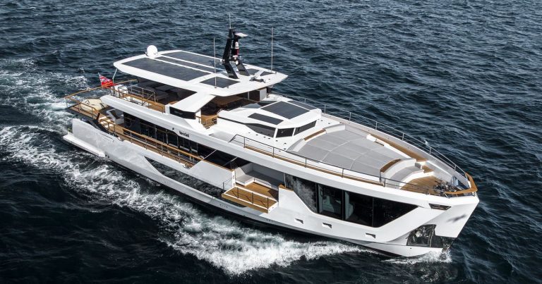 Numarine ikinci hibrit 30X modelini suya indirdi