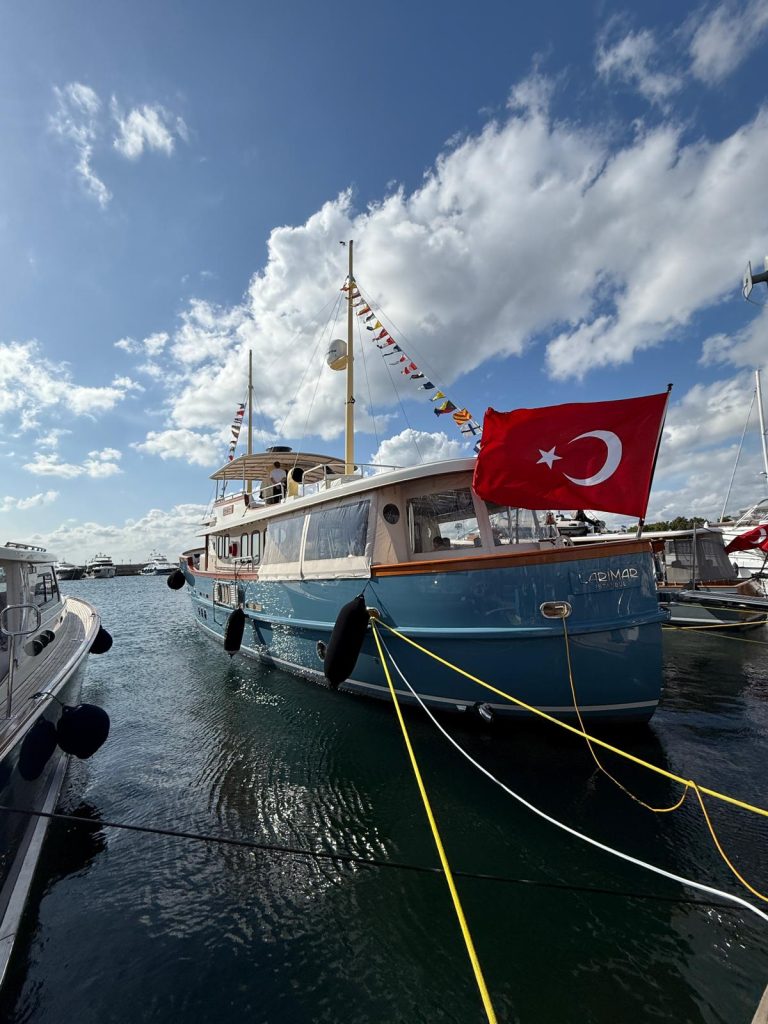 Klasik Tekneler Kalamış’ta Buluştu