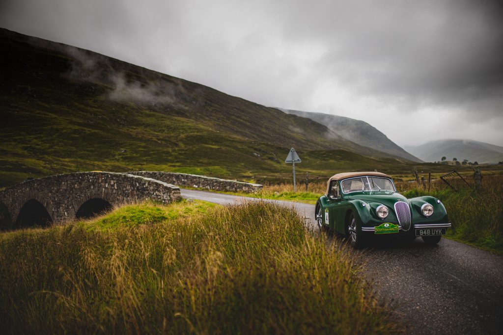 TUDOR, Dünya Çapında Efsanevi Rallilerin Resmi Zaman Tutucusu Olarak Hero-Era’ya Katılıyor