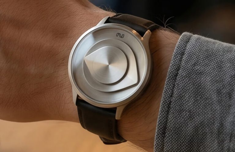 Nazar Şigaher’in Fold Watch’u Analog Saat Kadranını Yeniden Tanımlıyor