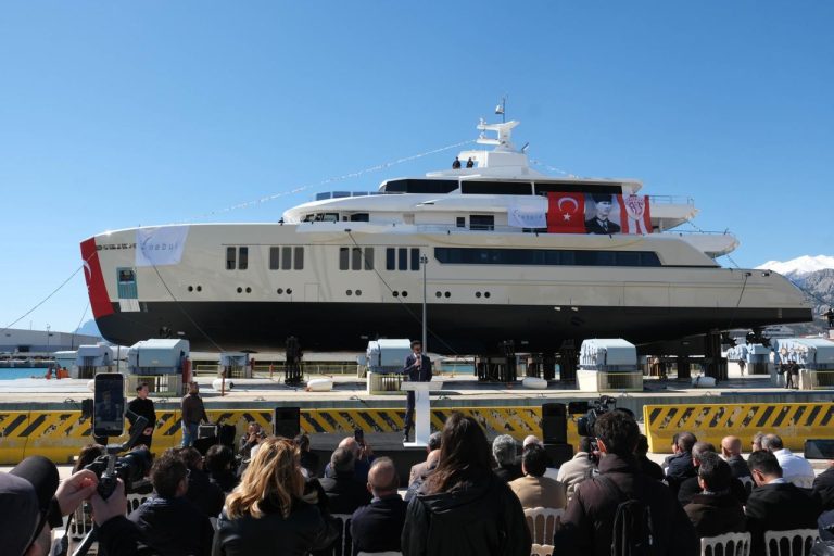 Nebula Yat’tan 50 Milyon Euro’luk Dev Proje: “Amanda” Denize İndirildi